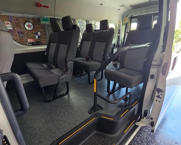 airport taxi perth